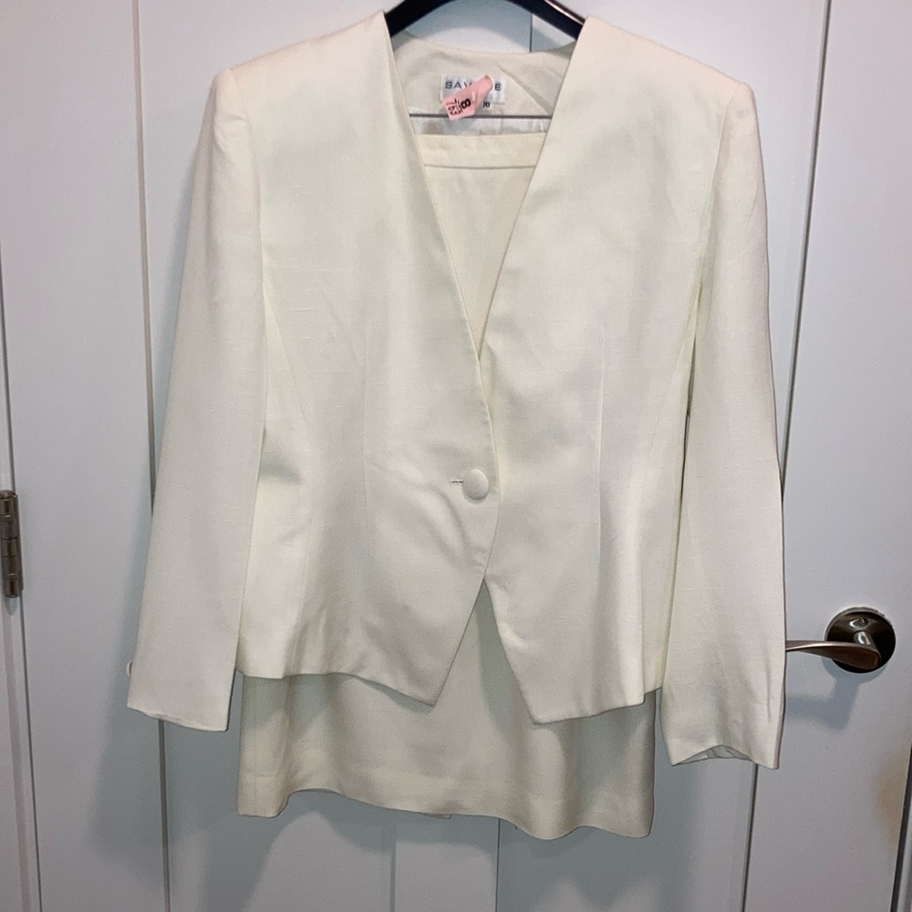 Women’s cream jacket and skirt suit. Saville.